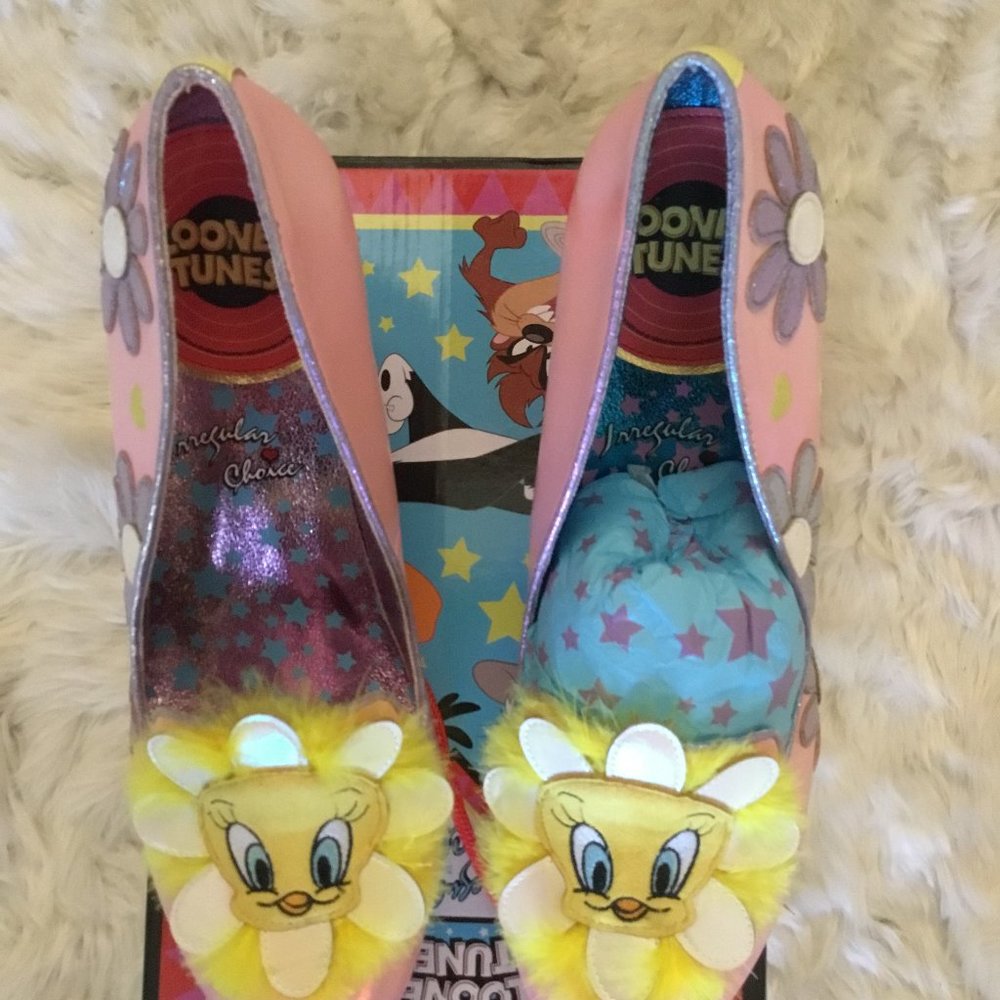 Irregular Choice Looney tunes collabTweety Shoes size 44 EU New